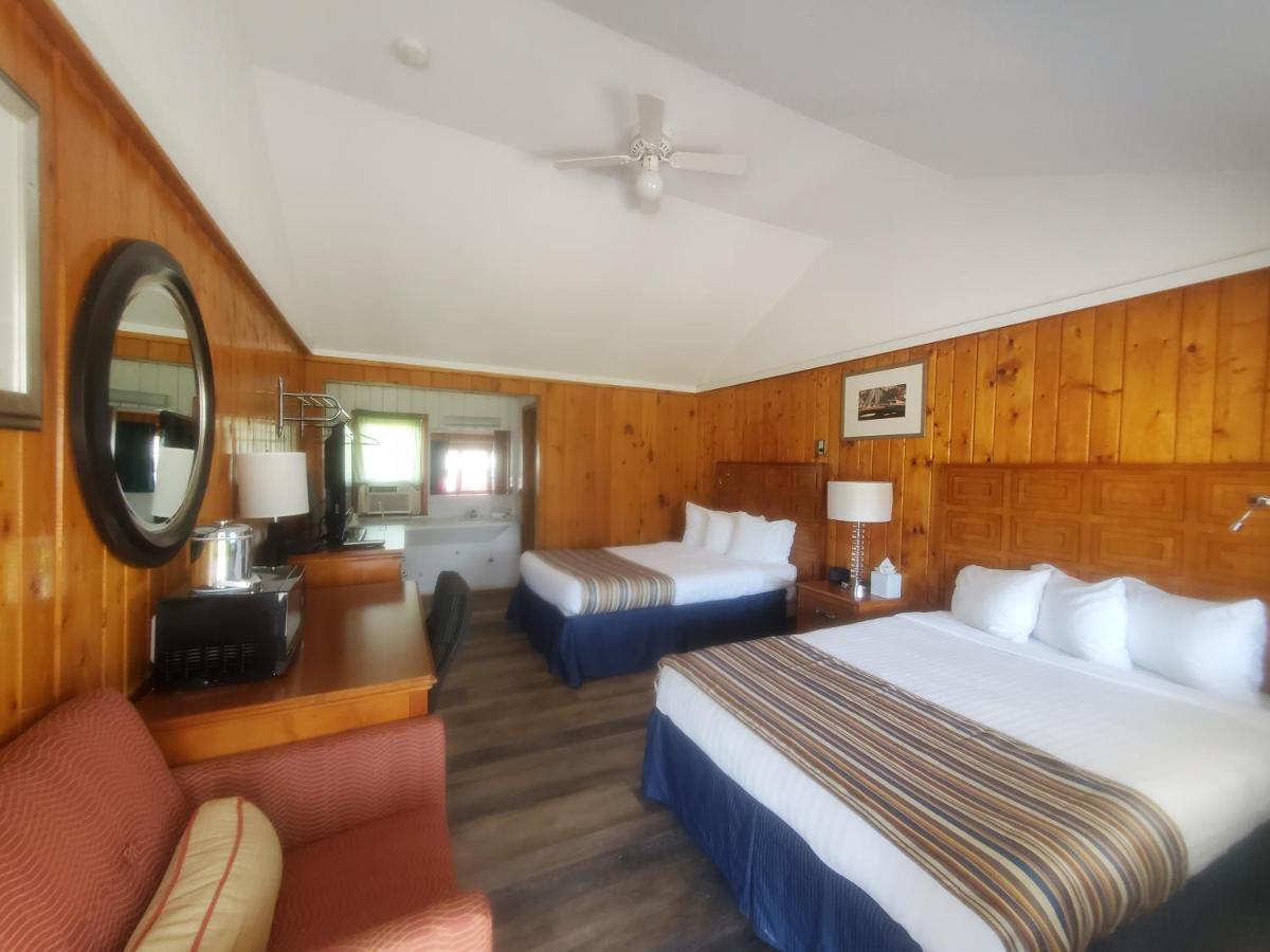 Bayview Lakefront Inn เซนต์อิกเนซ ภายนอก รูปภาพ